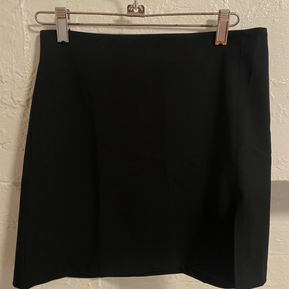Sunday best aritzia black tatiana skirt size 6